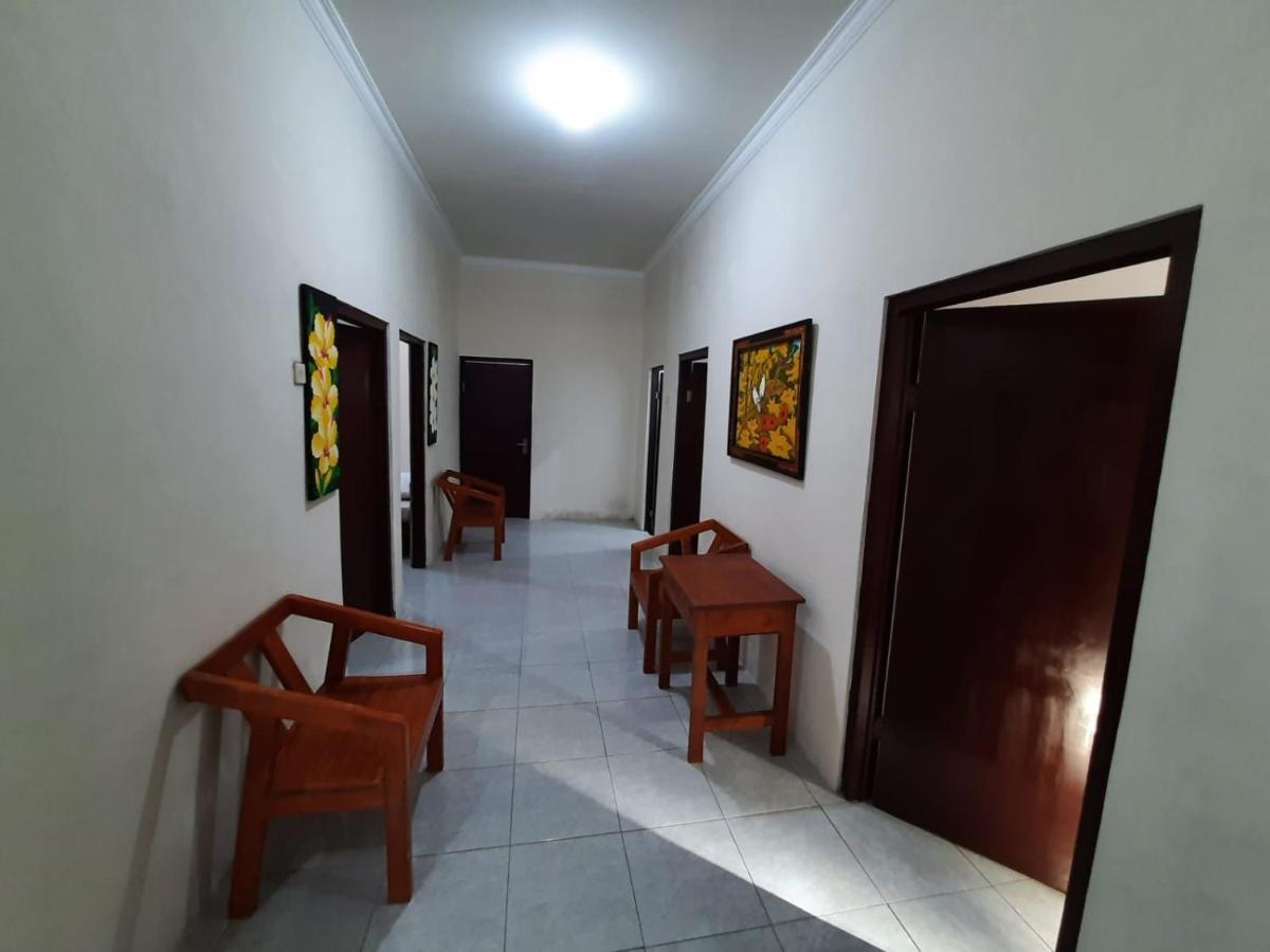 999 Khs Homestay Gilimanuk Buitenkant foto