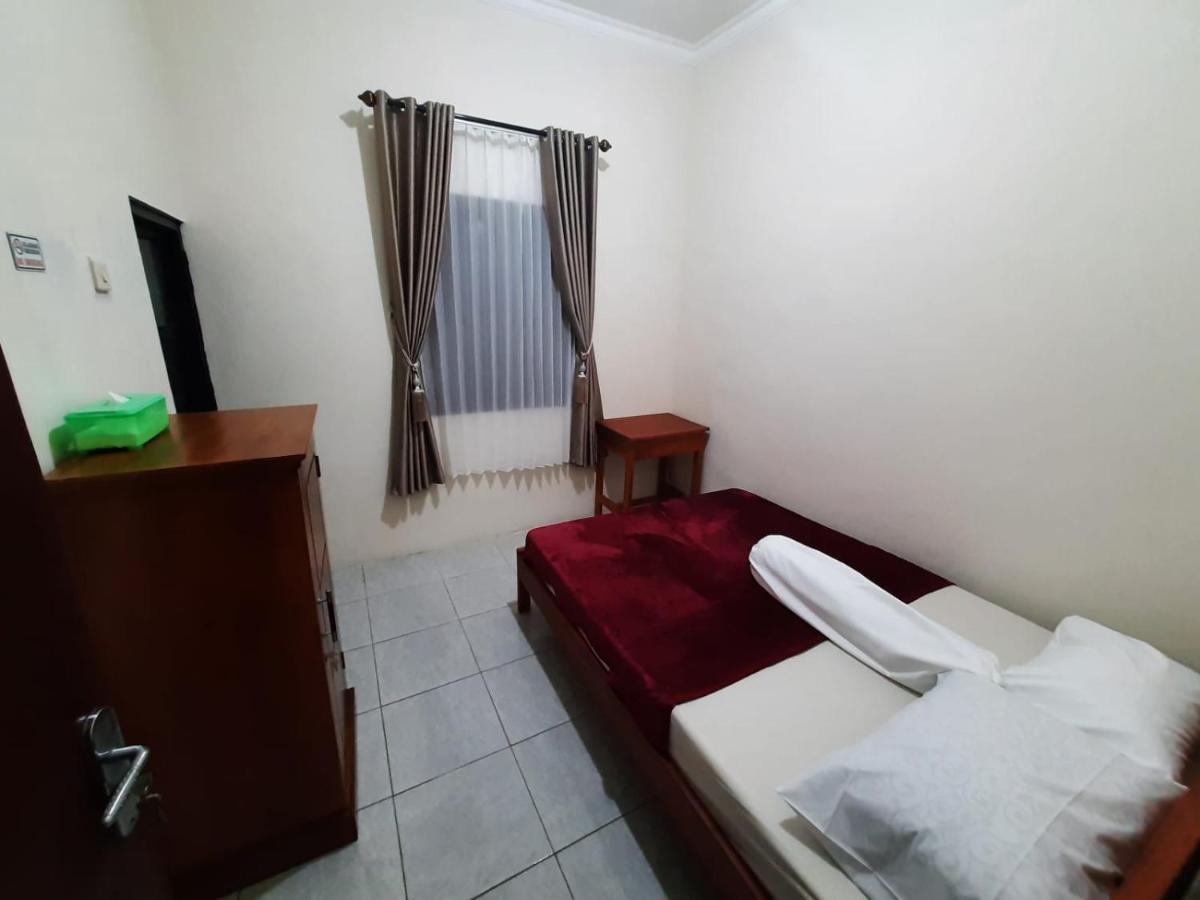 999 Khs Homestay Gilimanuk Buitenkant foto