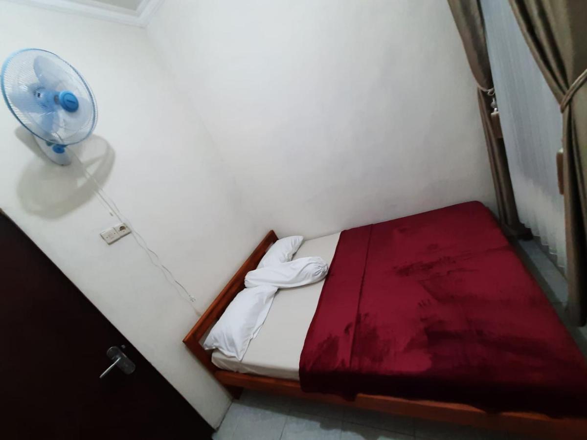999 Khs Homestay Gilimanuk Buitenkant foto
